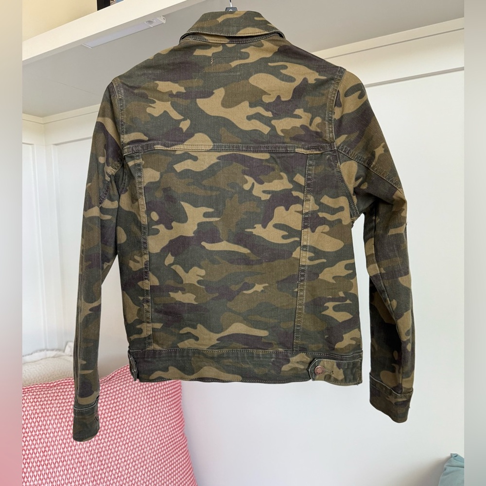 Judy Blue Camouflage Women's Denim Jacket size Small - Picture 15 of 16